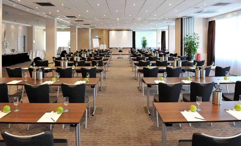 Parkhotel Berghoelzchen Hildesheim Instalações foto
